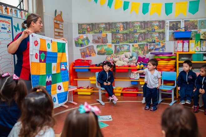 thumb_0_0_sala-de-aula-dezenove-i